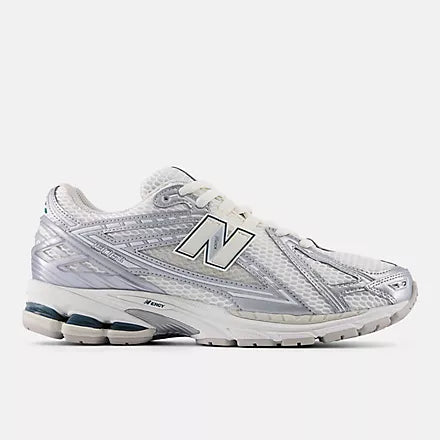 Good Neighbour | New Balance 1906R Sneaker (White + Silver) Good Neighbour | New Balance 1906R Sneaker (White + Silver)