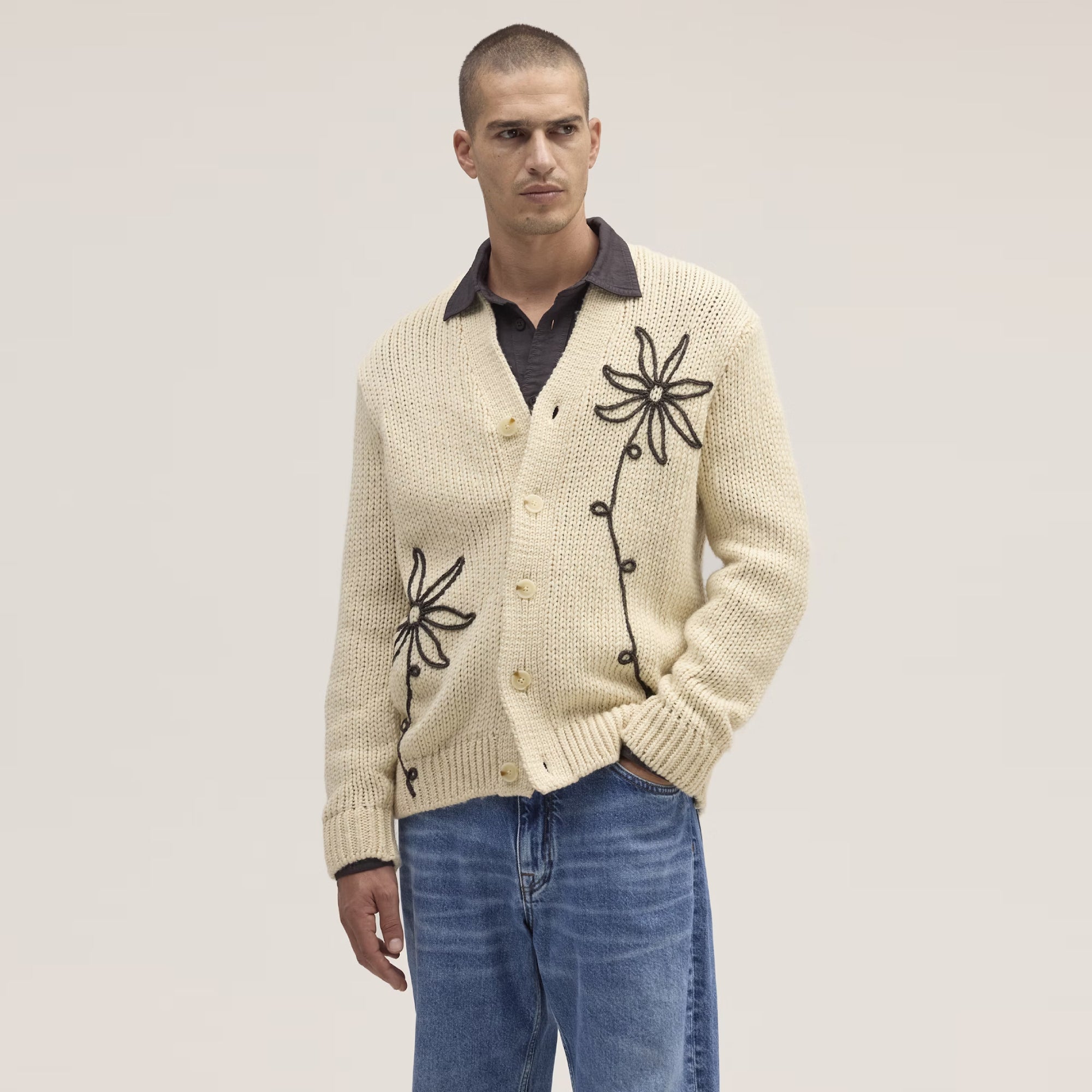 Good Neighbour | NN07 Mika Flower 6620 Ultra-Soft Cardigan (Ecru) Good Neighbour | NN07 Mika Flower 6620 Ultra-Soft Cardigan (Ecru)