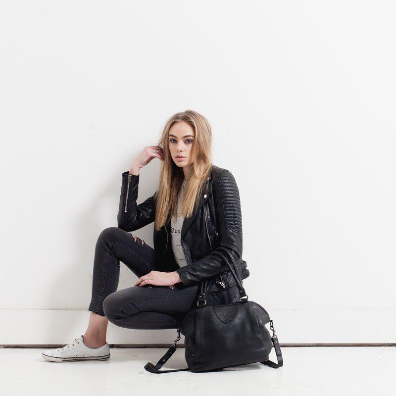 Good Neighbour Status Anxiety Force of Being Bag