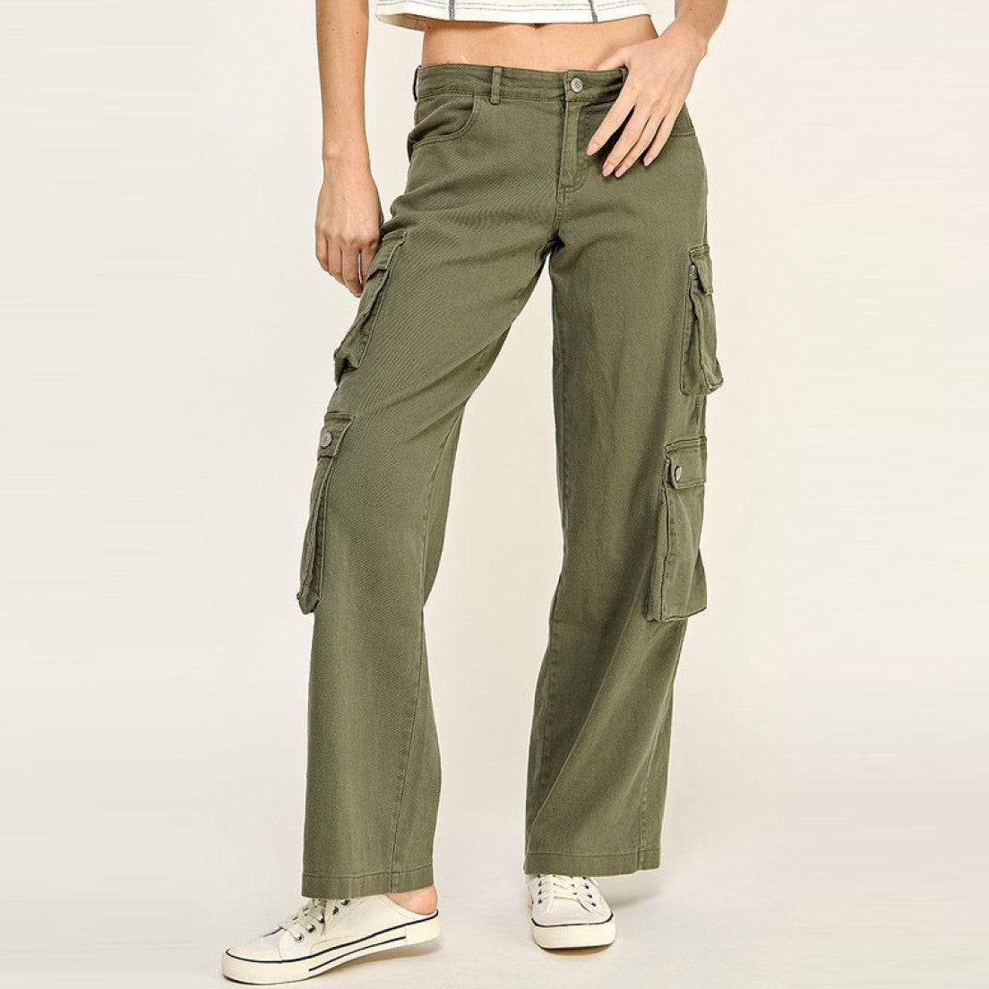Good Neighbour Miss Love Low Rise Wide Cargo Pants (Olive)