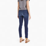 Mother looker tongue in chic 2025